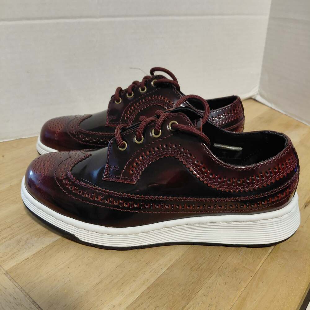 NEW Dr Martens air wair comfort shoes womens 5 mens 4